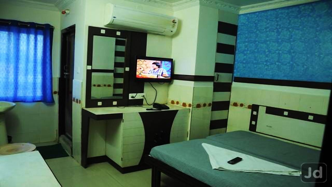 Hotel Manorama Inn Khammam Exterior photo